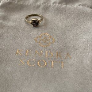 Kendra Scott ring size 7